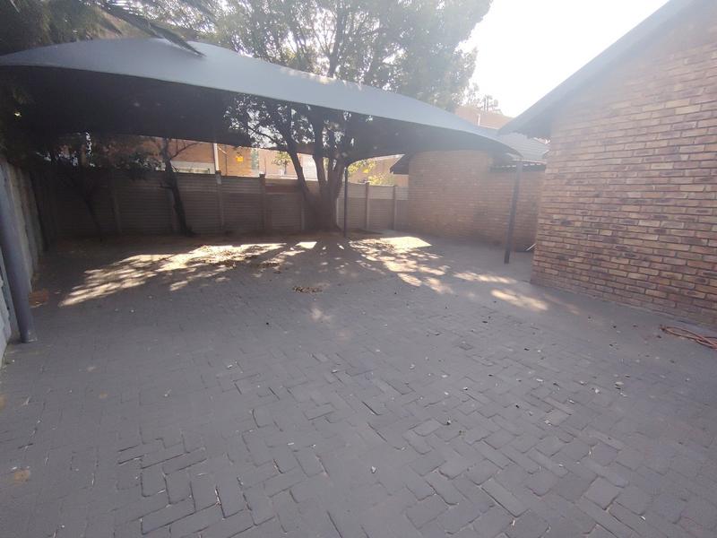 3 Bedroom Property for Sale in Vaalpark Free State
